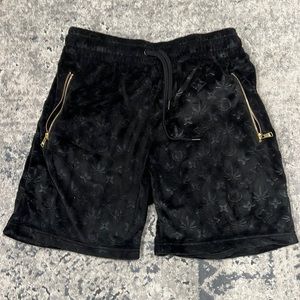Maison Article Shorts